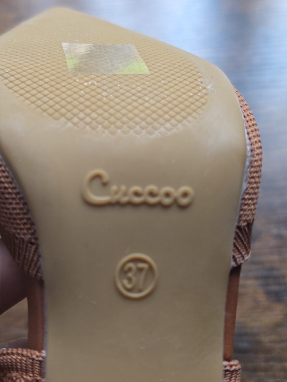 Cuccoo Knit Pointed Toe Cut-Out Bootie Heels - Picture 5 of 8
